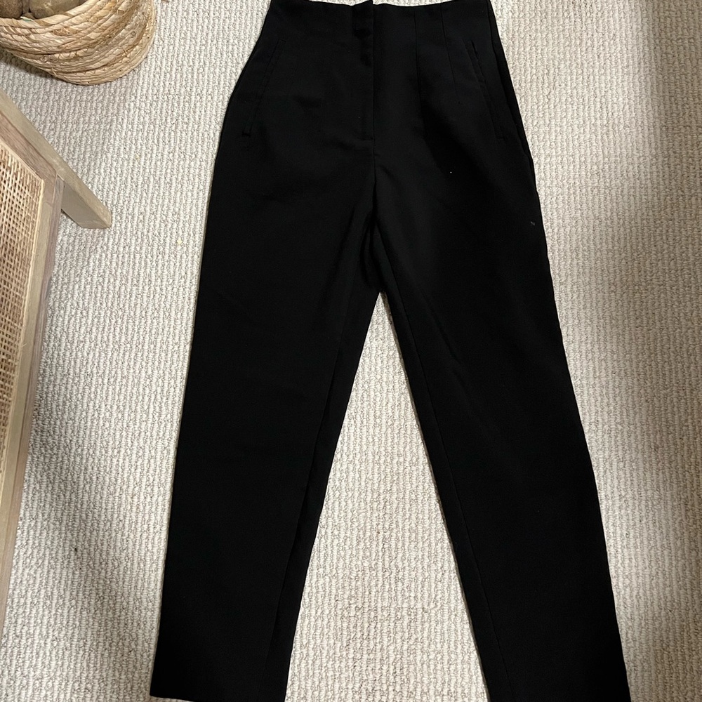 Zara Women’s High Waisted Ankle Length Trouser Pants